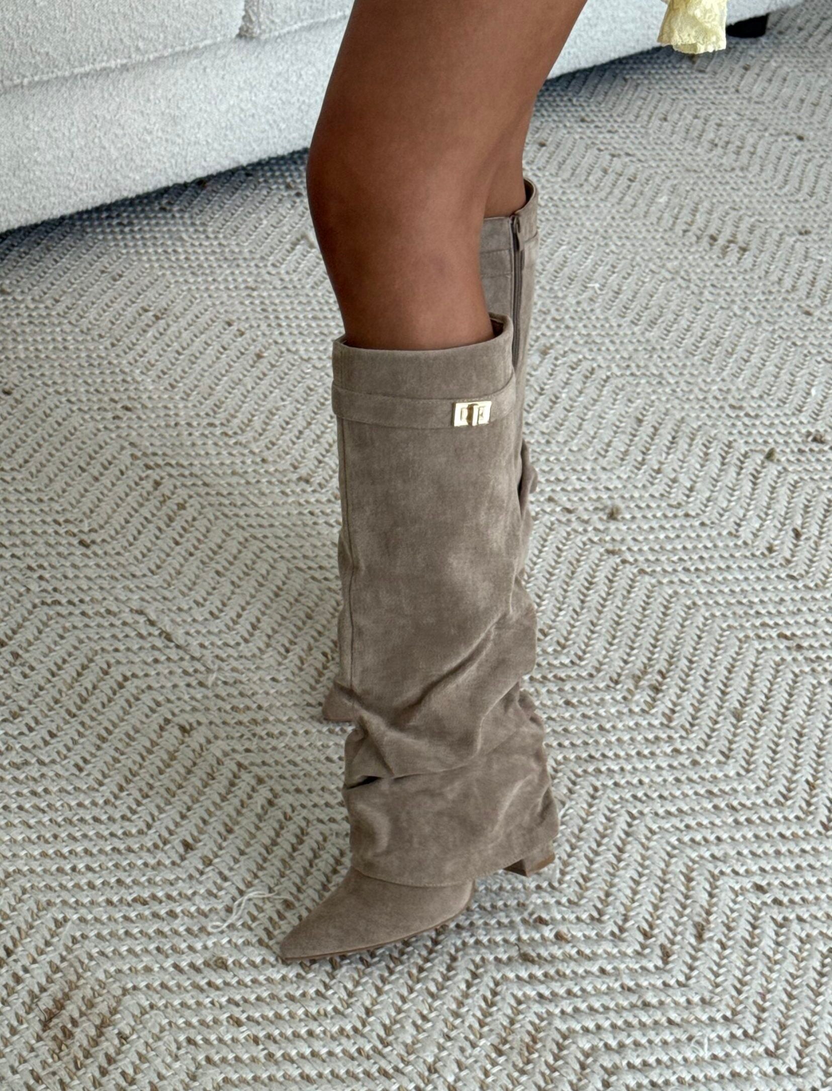 Kozaki Nova w kolorze taupe