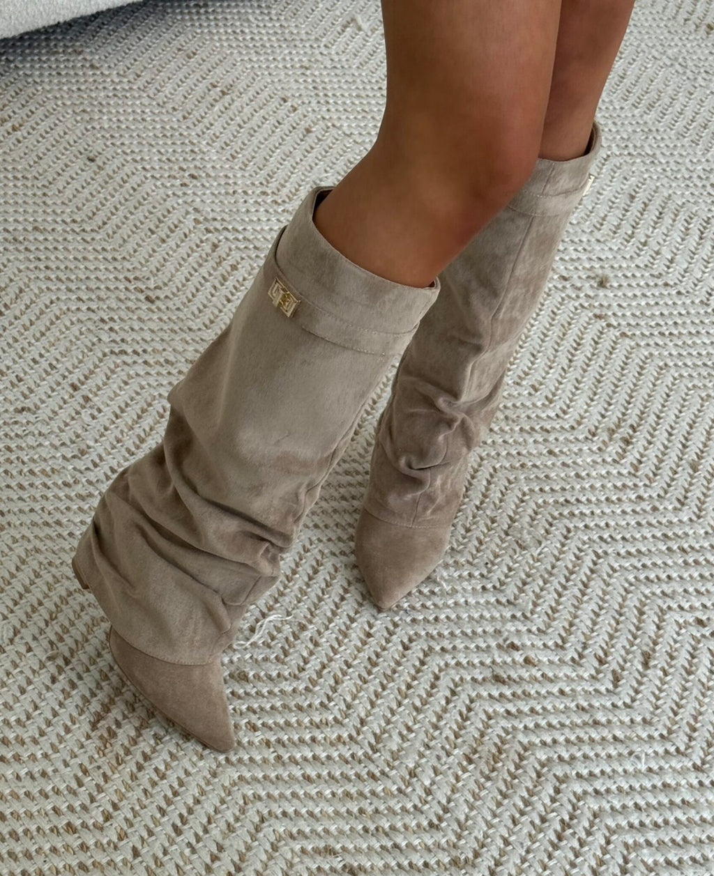 Kozaki Nova w kolorze taupe
